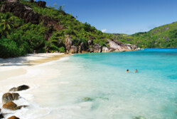 © Raymond Sahuquet-STB Strand auf den Seychellen