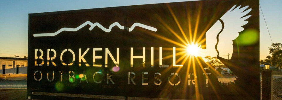 Broken Hill Outback Resort Schild