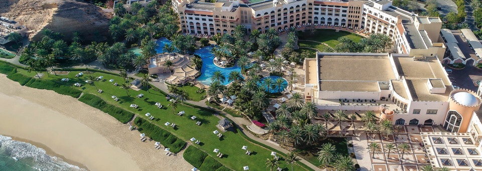 Außenansicht des Shangri-La Al Bandar Hotel