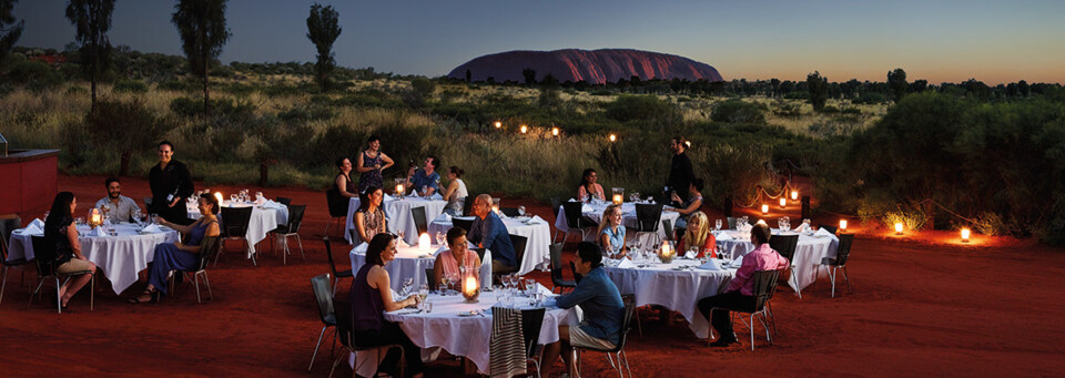 "Sounds of Silence Dinner" vor Ayers Rocj