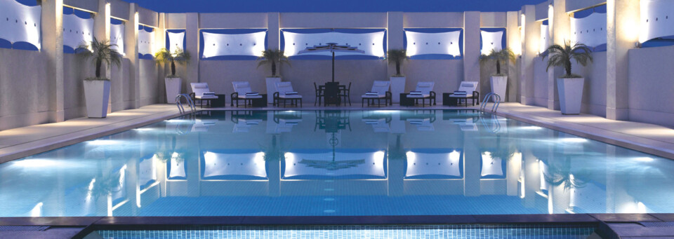 Pool Hilton Garden Inn Saket Delhi