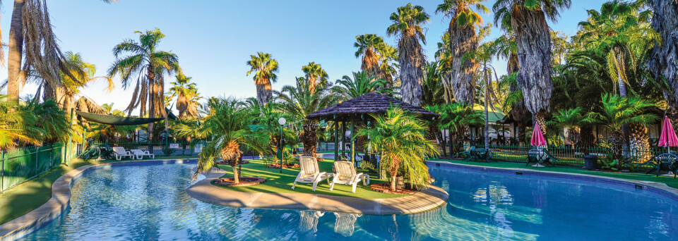 Desert Palms Resort Pool Alice Springs