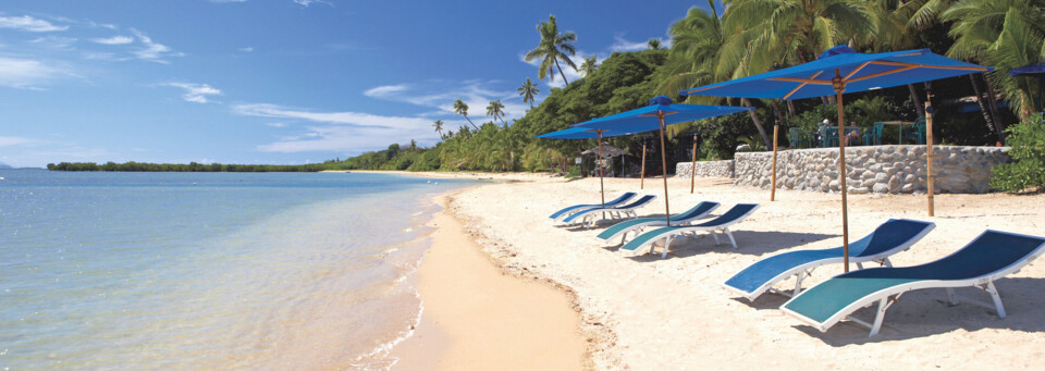 Strand First Landing Beach Resort & Villas Lautoka