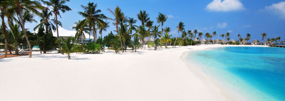 Strand im Safari Island Resort & Spa