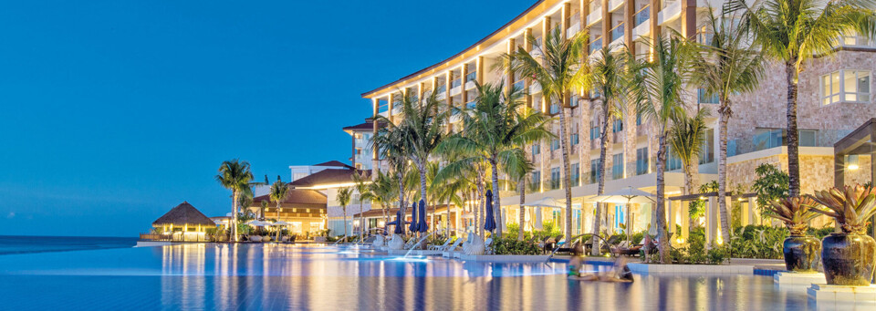 Außenansicht des Dusit Thani Mactan Cebu Resort