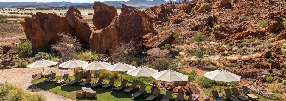 Poollage der Twyfelfontein Country Lodge