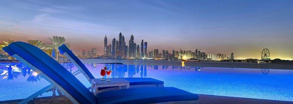 Pool im Dukes THE Palm in Dubai