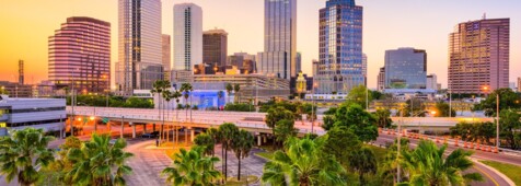 Tampa Skyline © SeanPavonePhoto über Getty Images