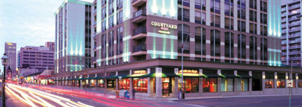 Courtyard By Marriott Downtown Toronto