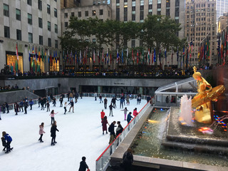 Eisbahn am Rockefeller Center - USA Reisebericht