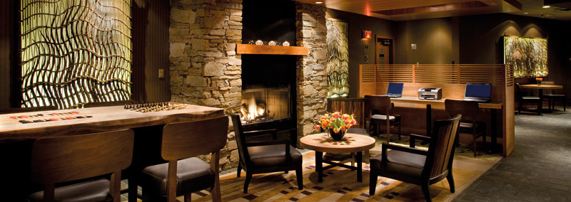 Lobby Listel Hotel Whistler