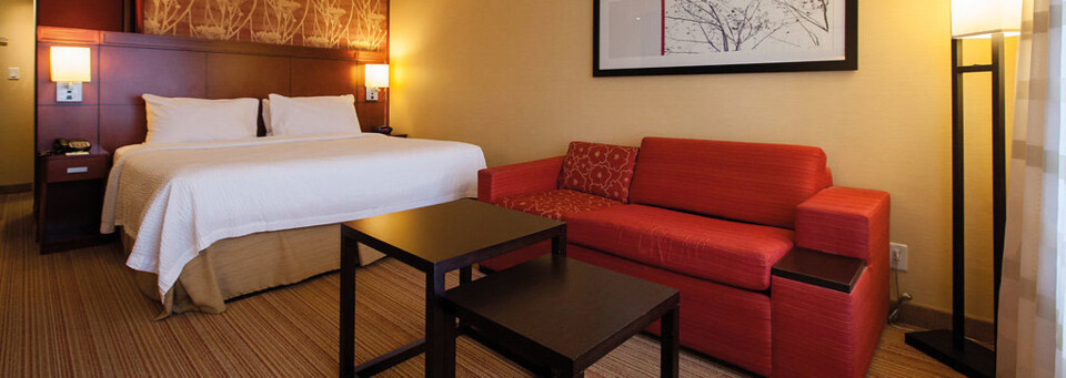 Courtyard by Marriott Kingston - Zimmerbeispiel