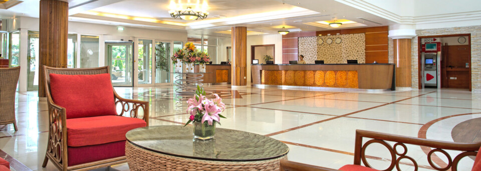 Fujairah Rotana Resort & Spa Al Aqah Beach Lobby