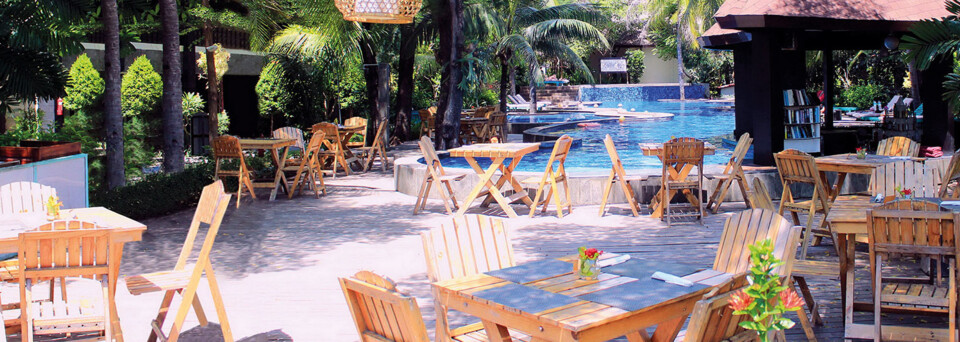 Aston Sunset Beach Resort Poolbar