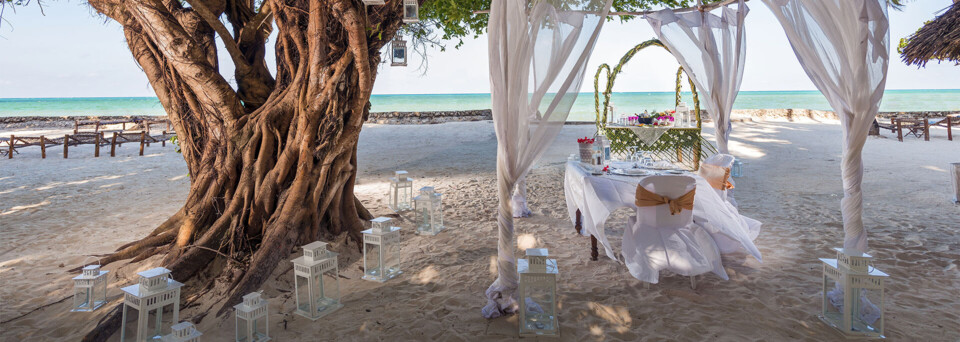 Diamonds Mapenzi Beach - romantisches Dinner am Strand