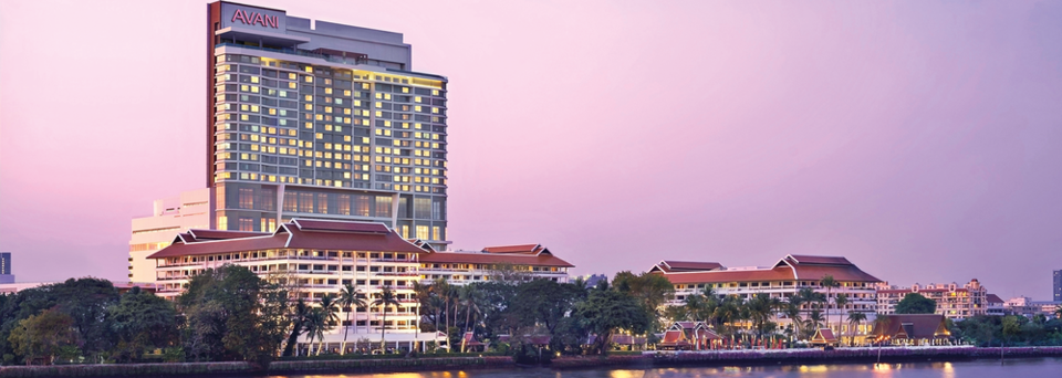 Außenansicht des Avani + Riverside Bangkok Hotel