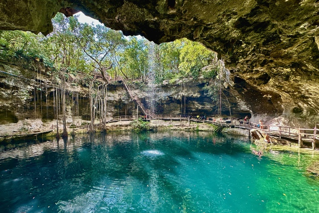 Cenote Xcanché Ek Balam in Valladolid