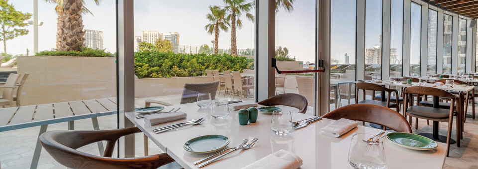 FIVE Jumeirah Village Dubai Restaurant