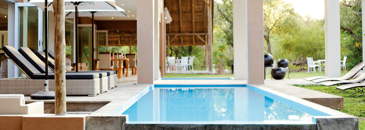 Toshari Lodge Pool