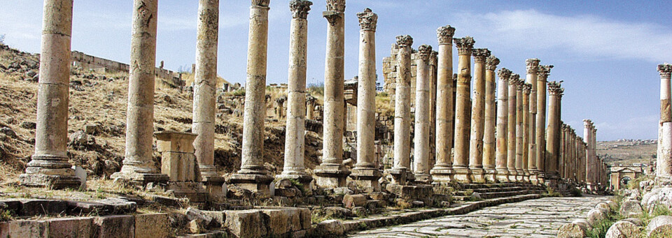  Säulenstraße Cardo Maximus in Jerash