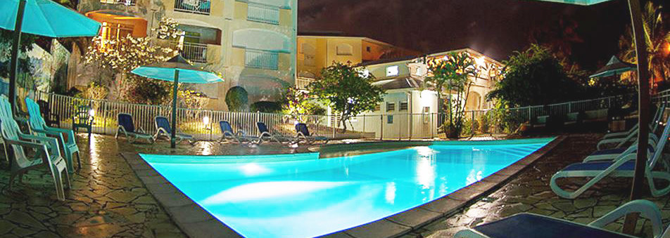 Außenansicht Hotel Corail auf Martinique