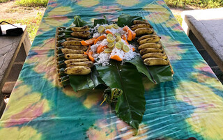 Cook Islands Reisebericht - typisches Mittagessen auf Atiu