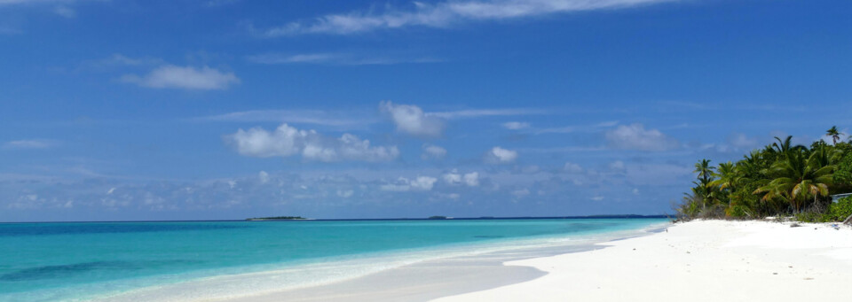 Malediven - weißer Sandstrand
