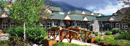 Coast Canmore Hotel 