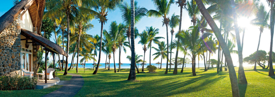 Garten des La Pirogue am Strand von Flic en Flac