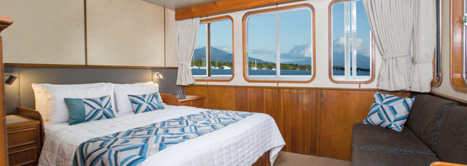 Beispiel Deluxe Stateroom des Katamarans Coral Expeditions