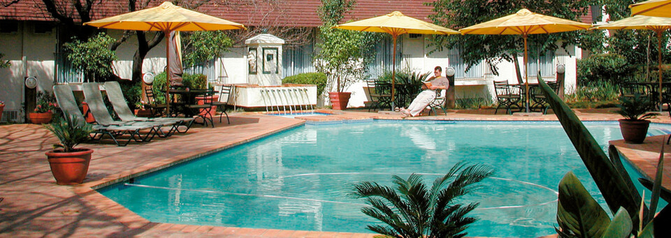 Poolbereich Protea Hotel Balalaika Johannesburg