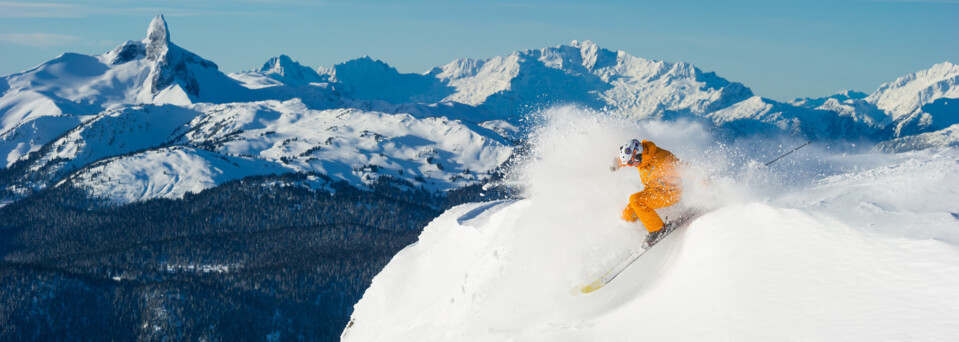 Skifahrer im Skigebiet Whistler