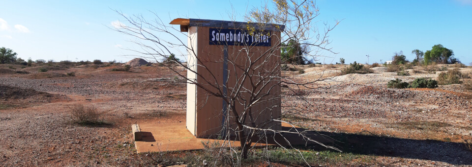 Reisebericht Australien - White Cliffs - Toilette im Opalminenfeld