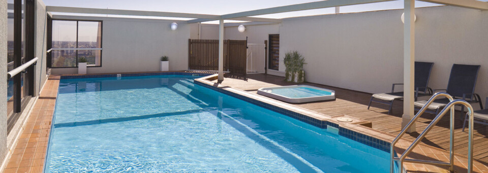 Pool - Hotel Grand Chancellor Brisbane