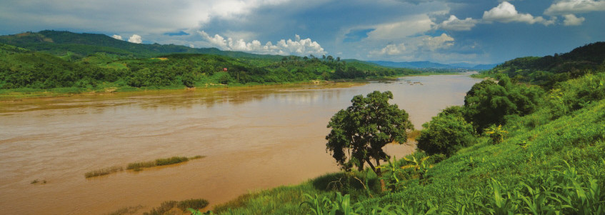 Mekong-Strom - Kreuzfahrtschiff "Mekong Eyes" im Mekong Delta