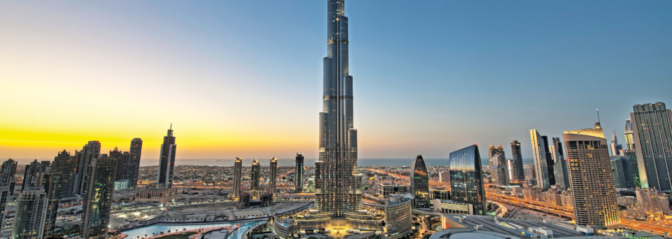 Dubai Skyline mit dem Burj Khalifa
