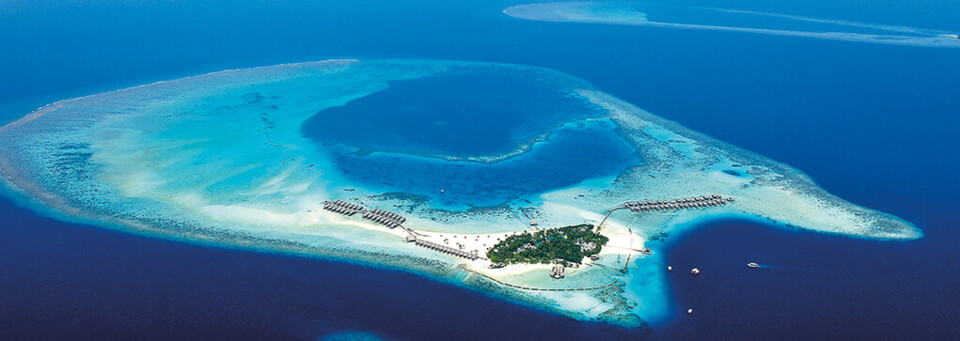 Luftaufnahme des Constance Moofushi Maldives im Süd Ari Atoll