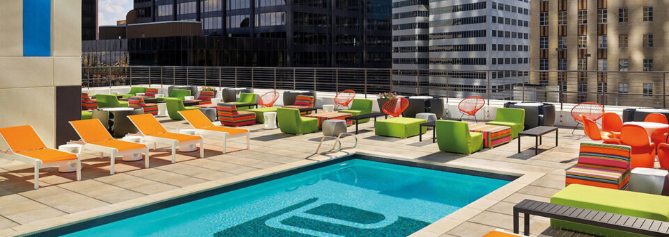 Aloft Houston Downtown - Pool