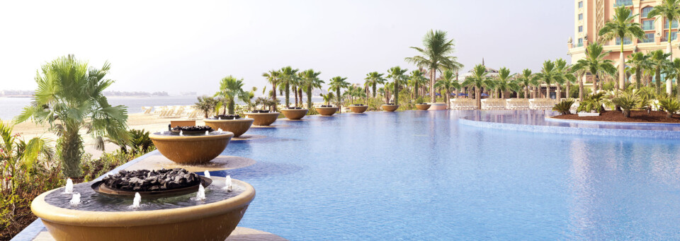 Royal Pool Atlantis The Palm Dubai