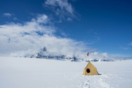 Camping auf dem antarktischen Festland