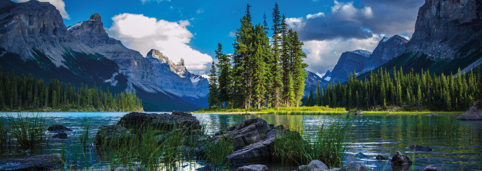 Maligne Lake