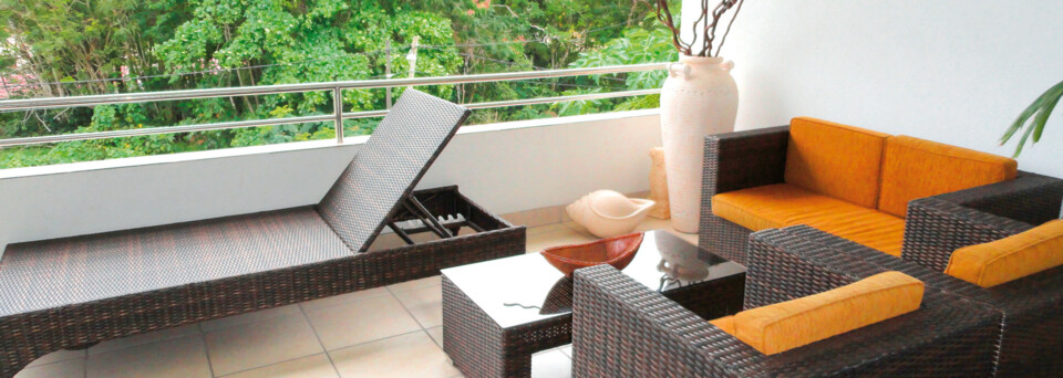 Terrasse eines Apartments - Hanneman Holiday Residence Beau Vallon Bucht