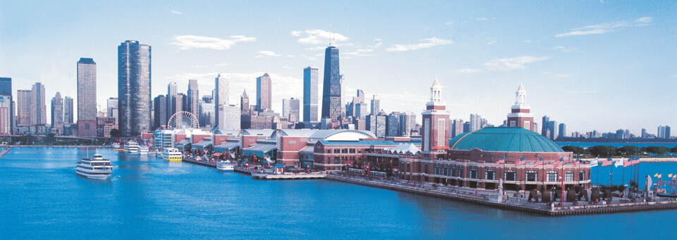 Navy Pier und Hancock Tower Chicago