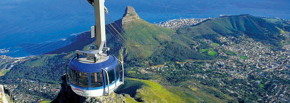 Seilbahn auf den Tafelberg mit Blick über Kapstadt