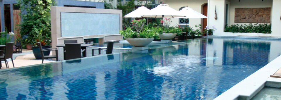 Pool der Ariyasom Villa