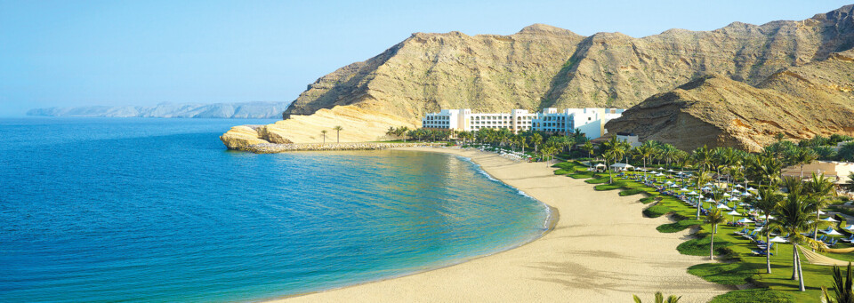 Strand des Shangri-La Al Bandar Hotel