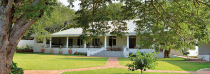 Batonka Guest Lodge