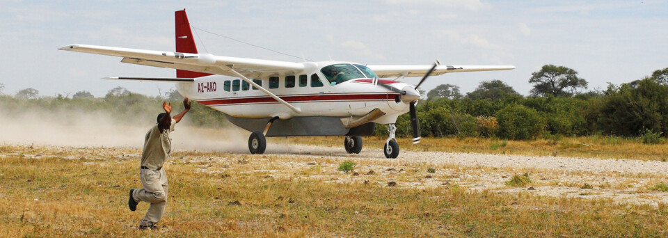 Desert & Delta Safaris Flugzeug