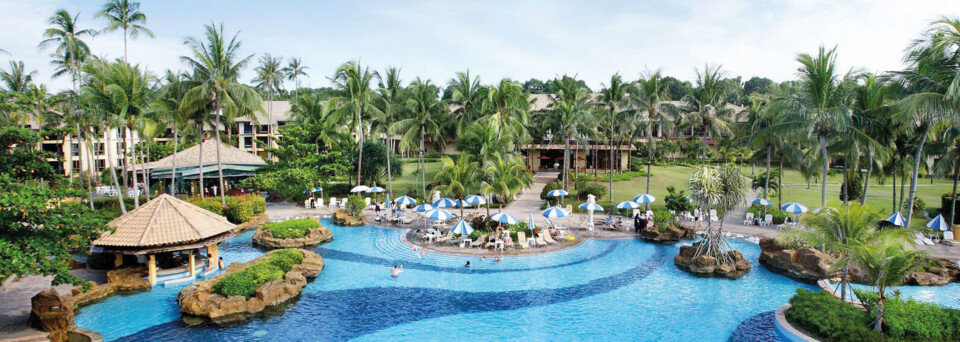 Pool des Nirwana Resort Hotel Bintan Island