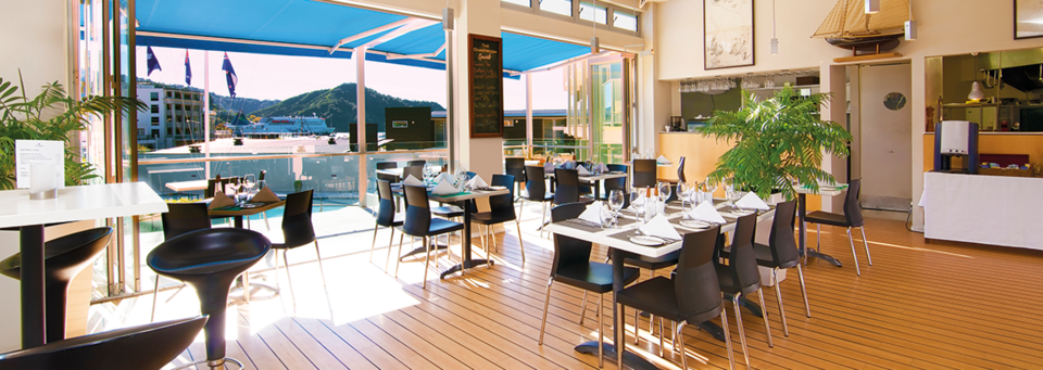 Picton Yacht Club Hotel - Restaurant
